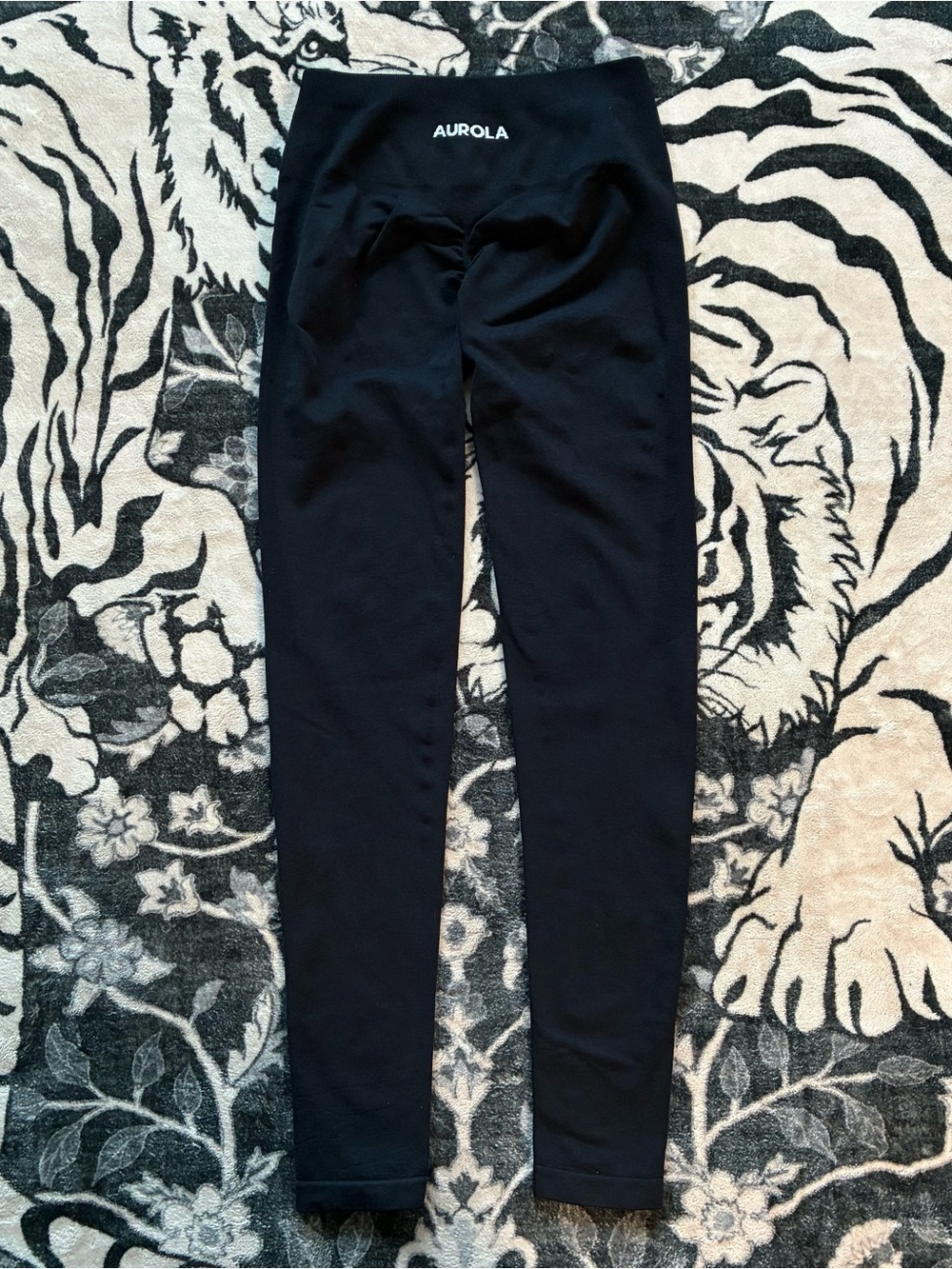 010 - WOMENS AUROLA ATHLETIC WORKOUT GYM LEGGINGS